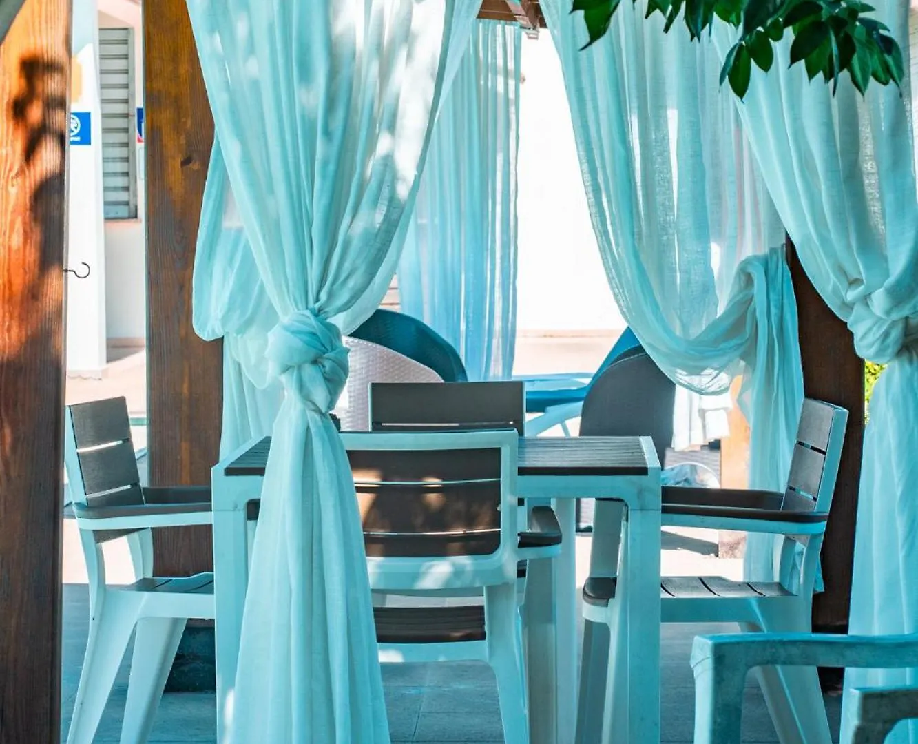 Guacamayos Hotel Bonao