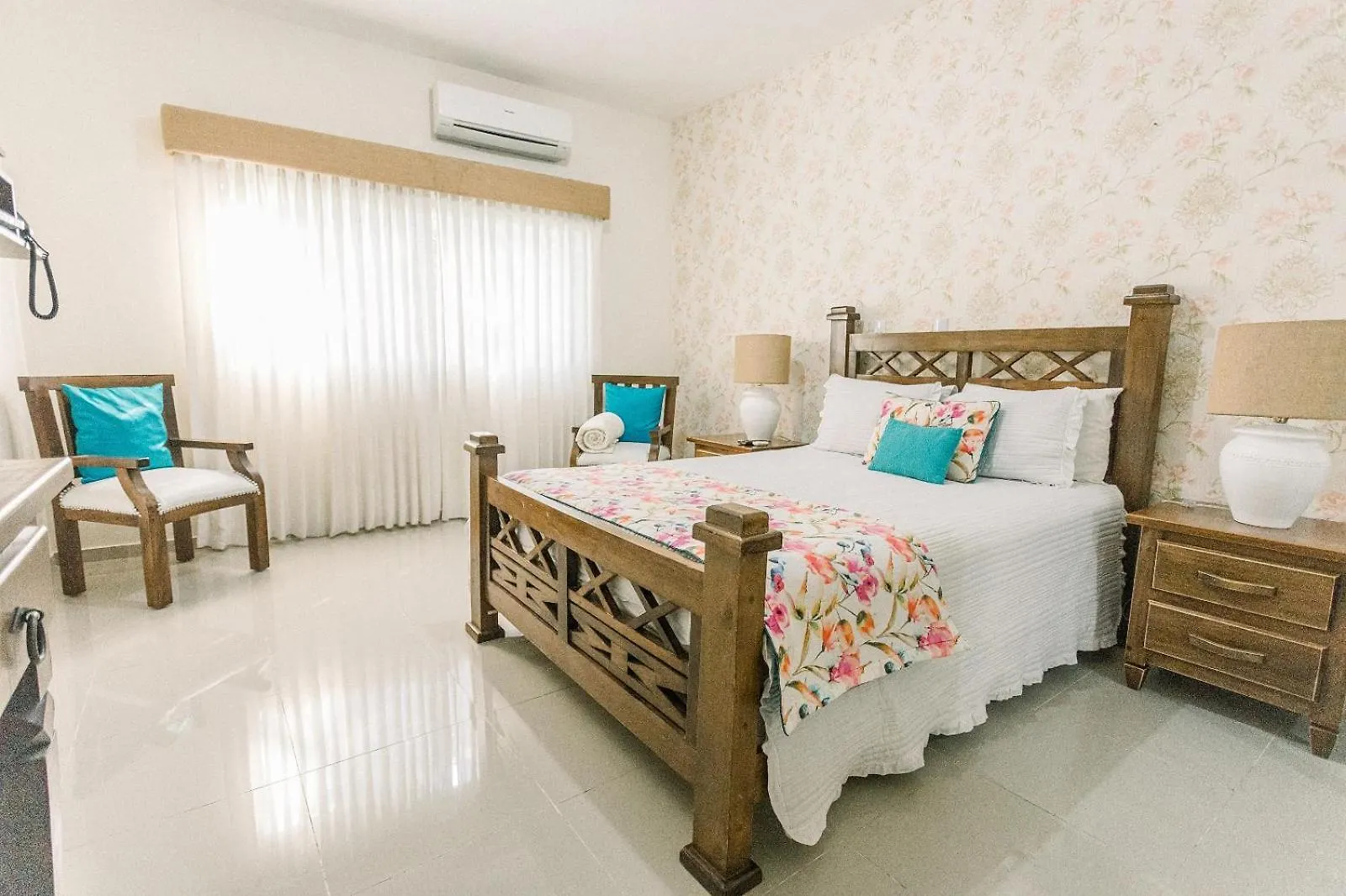 Guacamayos Hotel Bonao