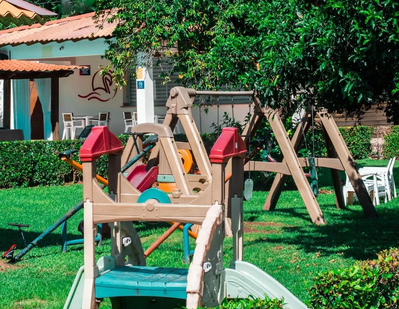 Guacamayos Hotel Bonao